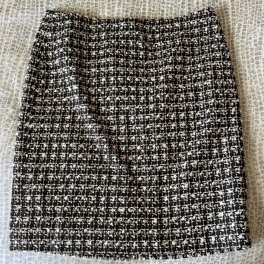 Talbots fall/winter skirt, size 6p